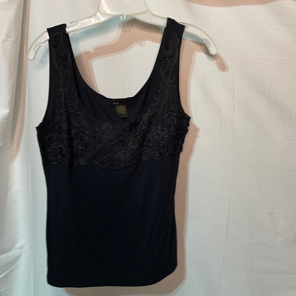 Grace Elements S black tank euc swirl design
